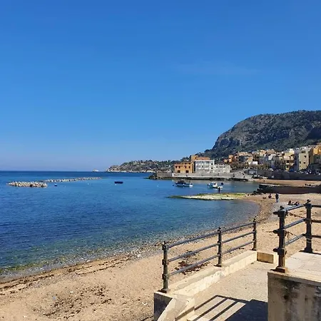 Terra D'aspra ゲストハウス バゲリーア